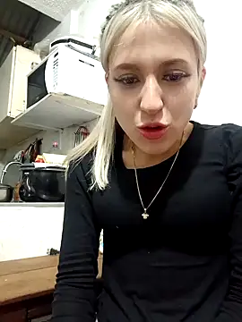 Snapshot of eva-2023 chatting on January 3, 6:11 am eva-2023 online show from January 3, 6:11 am