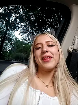 Snapshot of eva-2023 chatting on January 14, 7:43 pm eva-2023 online show from January 14, 7:43 pm