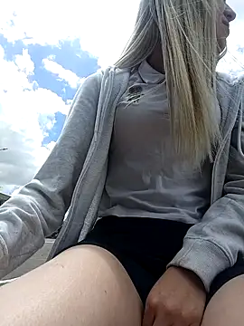 Snapshot of eva-2023 chatting on January 23, 5:21 pm eva-2023 online show from January 23, 5:21 pm