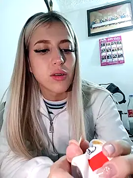 Snapshot of eva-2023 chatting on March 9, 2:07 am eva-2023 online show from March 9, 2:07 am