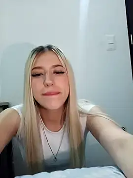 Snapshot of eva-2023 chatting on March 22, 11:31 pm eva-2023 online show from March 22, 11:31 pm