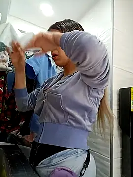 Snapshot of eva-2023 chatting on September 11, 5:57 pm eva-2023 online show from September 11, 5:57 pm