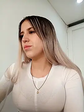 Snapshot of eva-2023 chatting on October 7, 10:18 pm eva-2023 online show from October 7, 10:18 pm