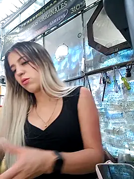 Snapshot of eva-2023 chatting on December 4, 6:05 pm eva-2023 online show from December 4, 6:05 pm