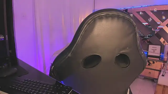 Snapshot of anniesweet02 chatting on March 1, 1:53 am anniesweet02 online show from March 1, 1:53 am