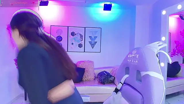 Isa reel online show from October 17, 7:38 pm