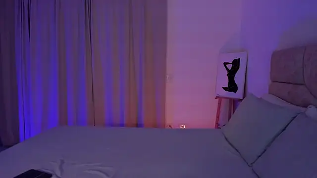 Snapshot of tina_olsen07 chatting on October 4, 2:09 am tina olsen07 online show from October 4, 2:09 am