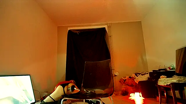 CharlotteVixxens online show from March 3, 8:32 pm