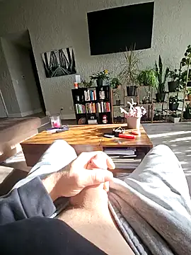 Cemg online show from November 14, 6:39 pm