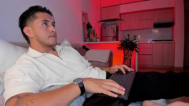 Chriskyle  online show from November 27, 12:02 am