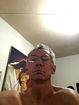 Snapshot of eleno1542 chatting on October 27, 11:14 am eleno1542 online show from October 27, 11:14 am