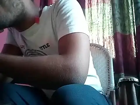 damsexy4 online show from February 19, 6:22 am