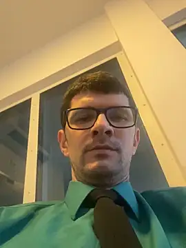 Snapshot of Juliano2289 chatting on May 6, 5:29 pm Juliano2289 online show from May 6, 5:29 pm
