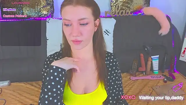 Snapshot of AlexaStoun chatting on January 31, 2:39 pm AlexaStoun online show from January 31, 2:39 pm