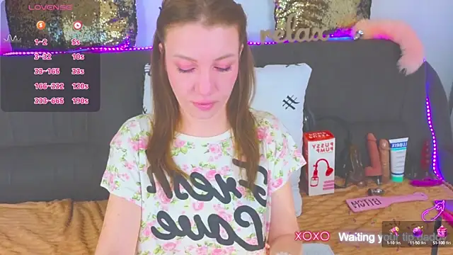 Snapshot of AlexaStoun chatting on February 2, 2:45 pm AlexaStoun online show from February 2, 2:45 pm