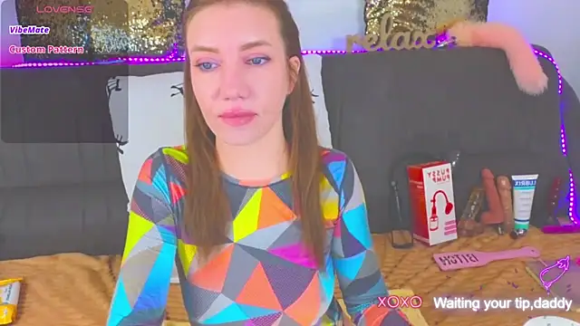 Snapshot of AlexaStoun chatting on February 4, 2:32 pm AlexaStoun online show from February 4, 2:32 pm