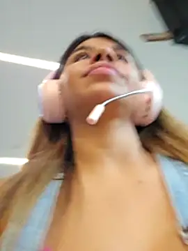 Snapshot of rajnar_ninaa chatting on November 29, 10:24 pm rajnar ninaa online show from November 29, 10:24 pm