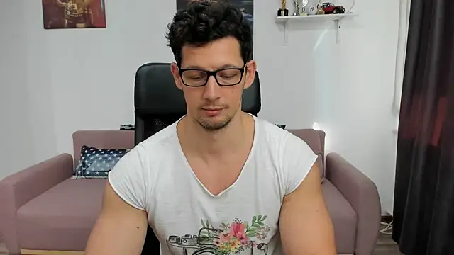 BrutusK08 online show from January 17, 9:06 am