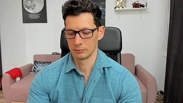 BrutusK08 online show from March 5, 1:17 pm