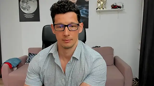 BrutusK08 online show from March 7, 5:06 pm