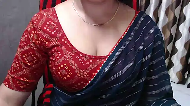 Snapshot of Kaur_Jannat chatting on December 2, 5:37 pm Kaur Jannat online show from December 2, 5:37 pm