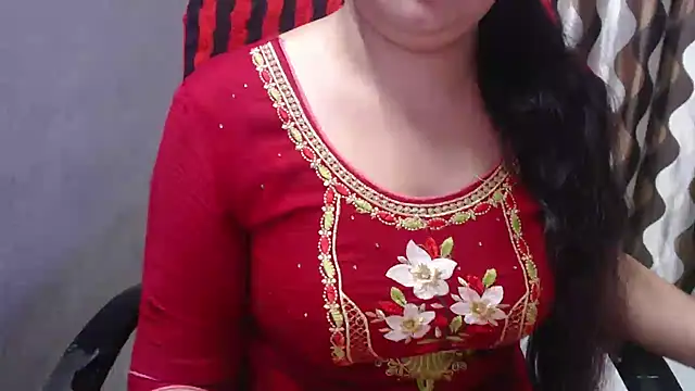 Snapshot of Kaur_Jannat chatting on January 21, 8:54 pm Kaur Jannat online show from January 21, 8:54 pm