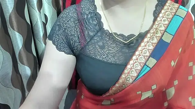 Snapshot of Kaur_Jannat chatting on November 4, 5:56 pm Kaur Jannat online show from November 4, 5:56 pm