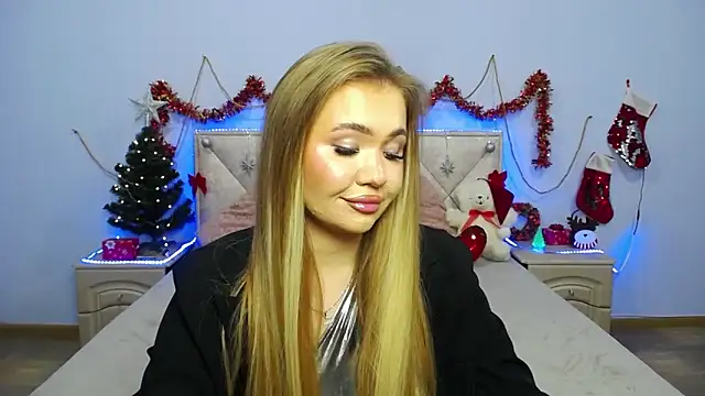 Snapshot of StacyYellig chatting on January 4, 2:14 pm StacyYellig online show from January 4, 2:14 pm