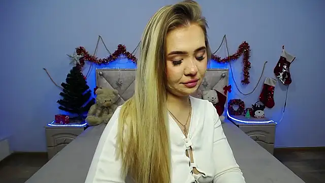 Snapshot of StacyYellig chatting on January 7, 8:10 pm StacyYellig online show from January 7, 8:10 pm