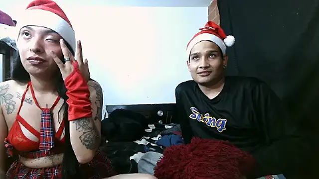 Snapshot of AngelinaPaker chatting on December 22, 6:06 am AngelinaPaker online show from December 22, 6:06 am