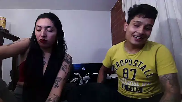 Snapshot of AngelinaPaker chatting on March 13, 5:22 am AngelinaPaker online show from March 13, 5:22 am