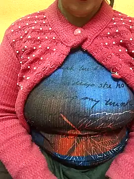 Snapshot of CUTE_SOPHIA- chatting on January 3, 6:03 pm CUTE SOPHIA- online show from January 3, 6:03 pm