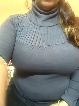 Snapshot of CUTE_SOPHIA- chatting on January 5, 5:51 pm CUTE SOPHIA- online show from January 5, 5:51 pm