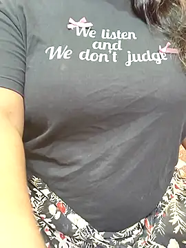 Snapshot of CUTE_SOPHIA- chatting on November 4, 10:36 am CUTE SOPHIA- online show from November 4, 10:36 am