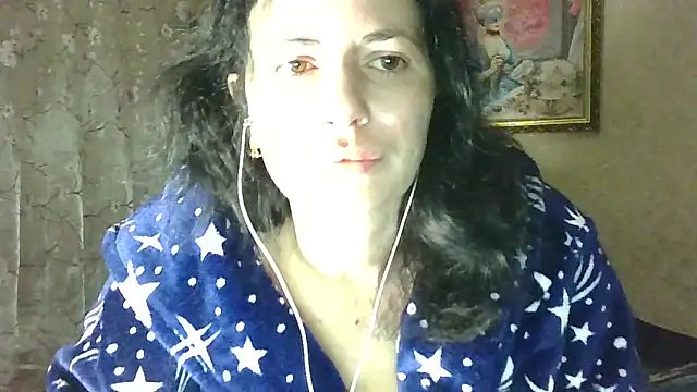 Snapshot of StunnigArt chatting on March 17, 2:30 am StunnigArt online show from March 17, 2:30 am