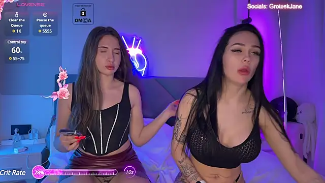 GroteskJane online show from March 8, 10:45 pm