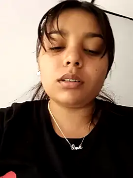 stefanie010 online show from December 29, 3:46 pm