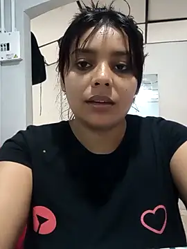 stefanie010 online show from February 13, 3:24 pm