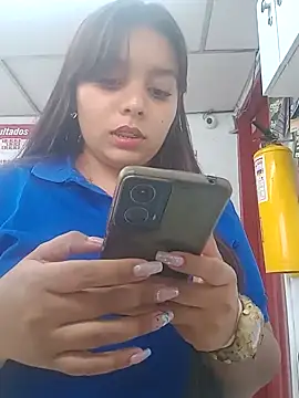 stefanie010 online show from March 11, 8:53 pm