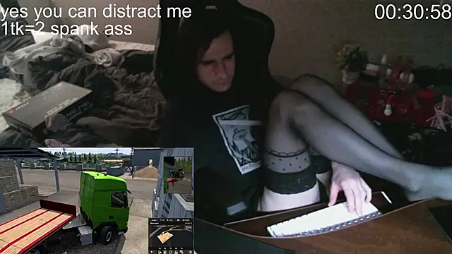 izilizi 23 online show from December 10, 7:11 pm