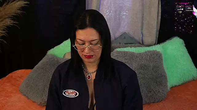 Snapshot of isaibanez chatting on February 25, 1:17 pm isaibanez online show from February 25, 1:17 pm