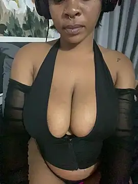 YellowHoneyDip online show from January 10, 3:06 pm