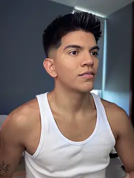 santiago 01 online show from September 13, 8:19 pm