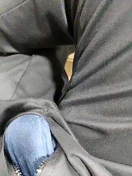 Snapshot of Mr_Perfect_Man chatting on October 10, 7:18 am Mr Perfect Man online show from October 10, 7:18 am