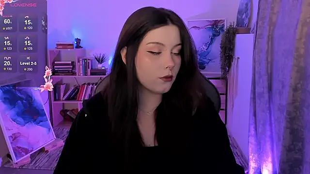 CoralineKeyns online show from October 5, 5:17 am