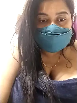 indianlisa5 online show from January 28, 4:29 am