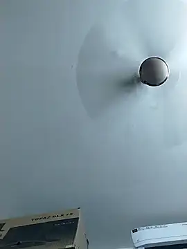 indianlisa5 online show from September 11, 9:15 pm