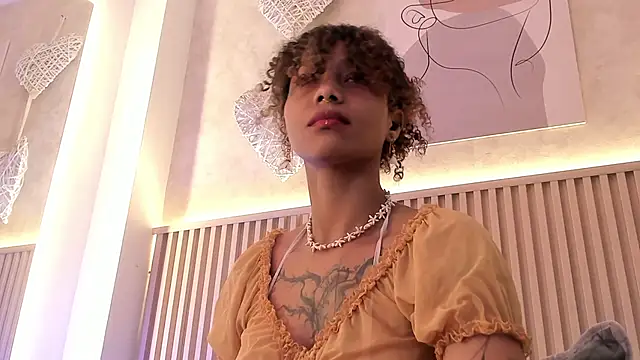 daiana curly online show from October 12, 8:08 pm