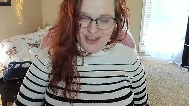 Snapshot of naughtylittlebella chatting on January 8, 8:39 pm naughtylittlebella online show from January 8, 8:39 pm