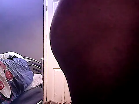 Snapshot of twinkerbell344 chatting on September 12, 12:00 am twinkerbell344 online show from September 12, 12:00 am